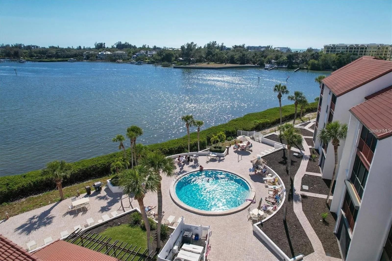1624 STICKNEY POINT RD #108