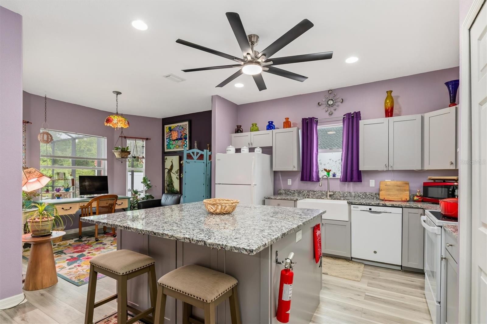 2434 BISMARCK RD