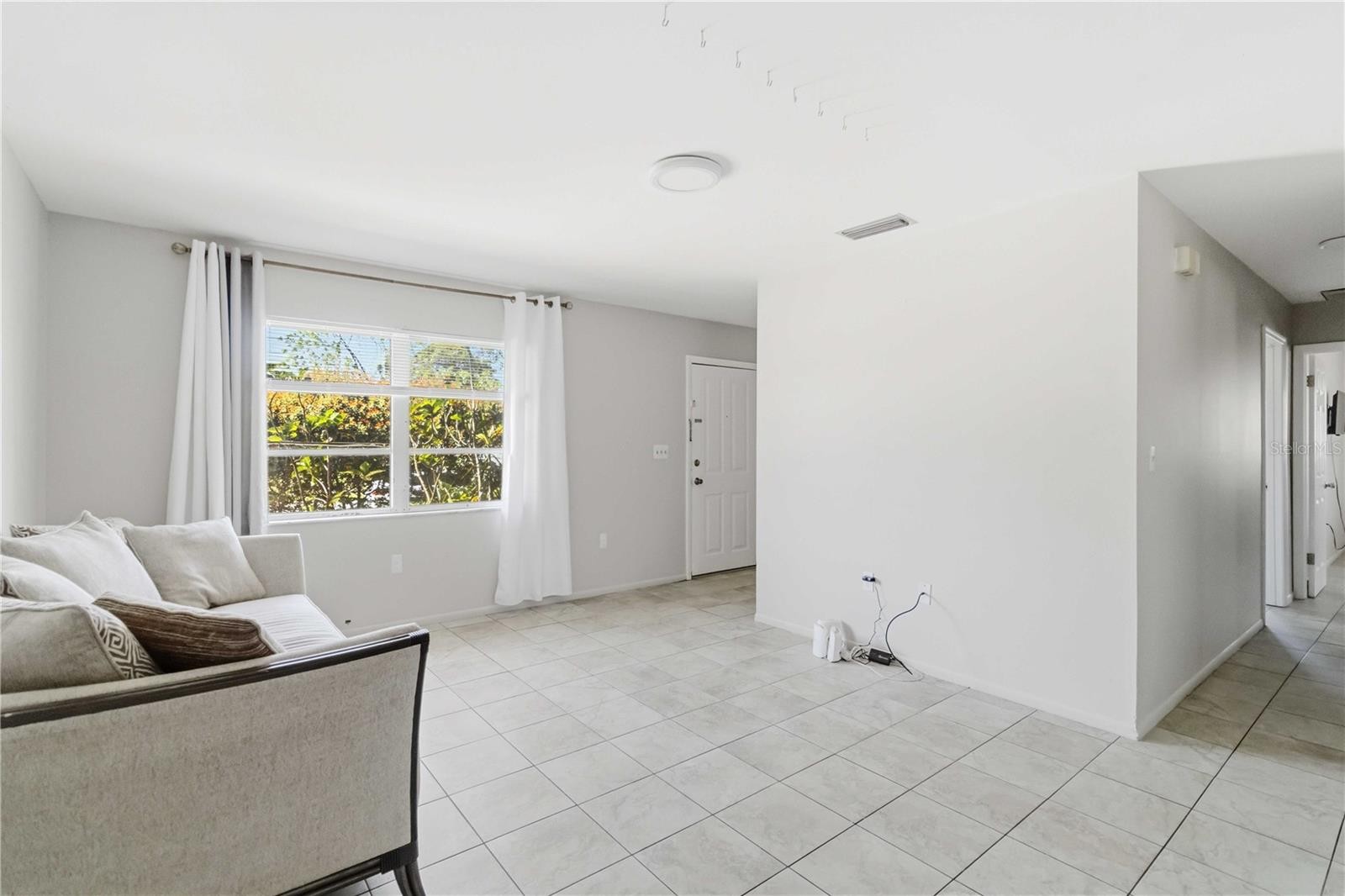308 LANTANA AVE