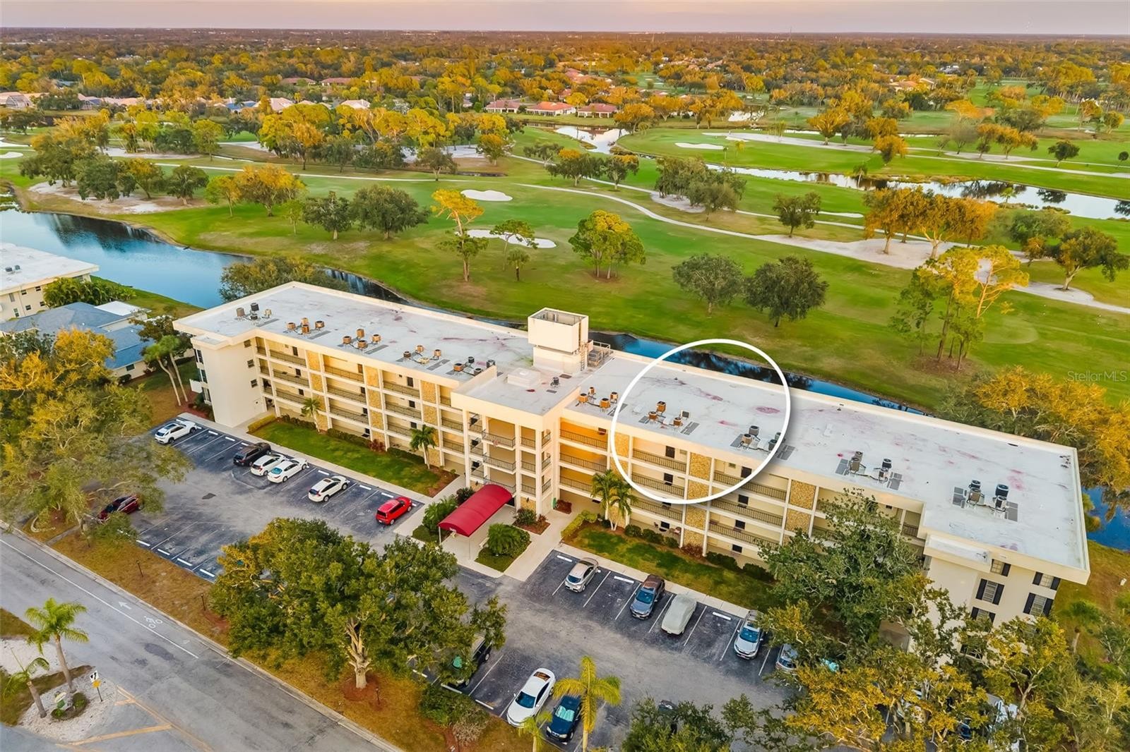 7461 W COUNTRY CLUB DR #404