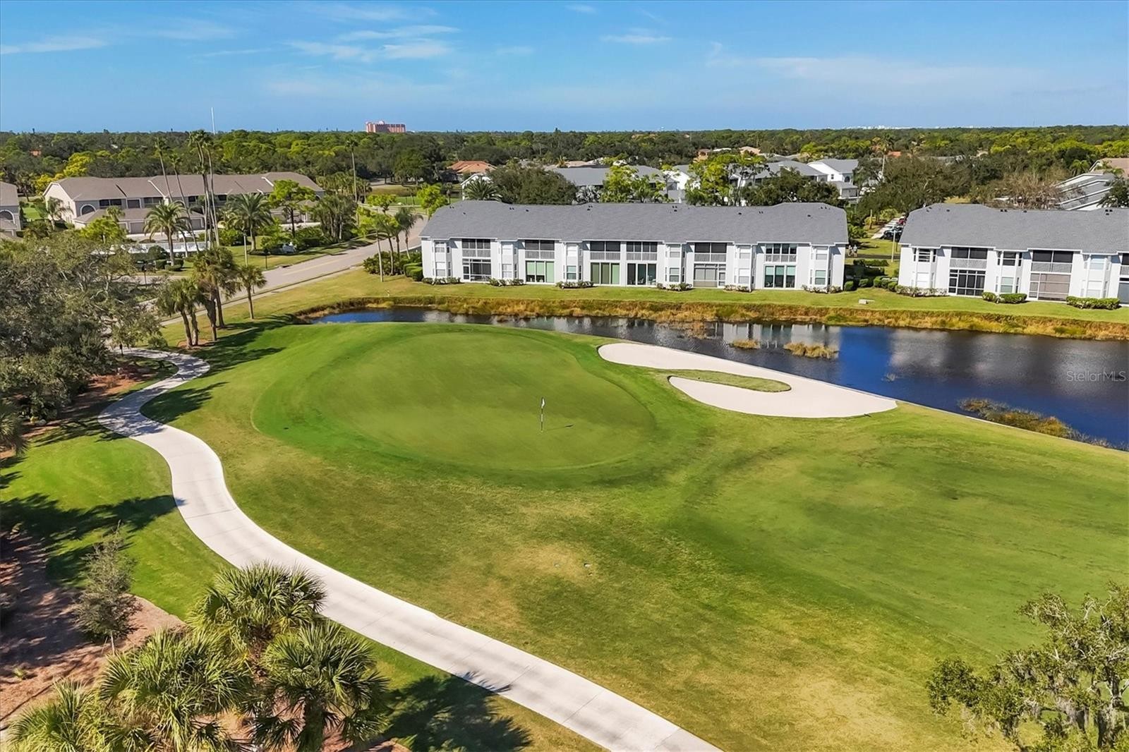 9610 CLUB SOUTH CIR #4106