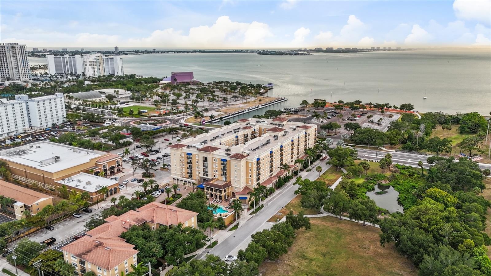 1064 N TAMIAMI TRL #1525