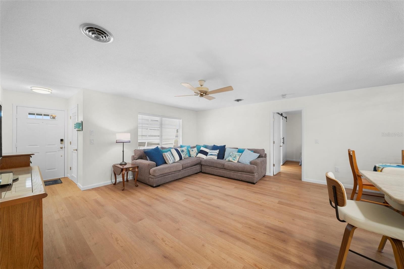 28 CLINTWOOD AVE