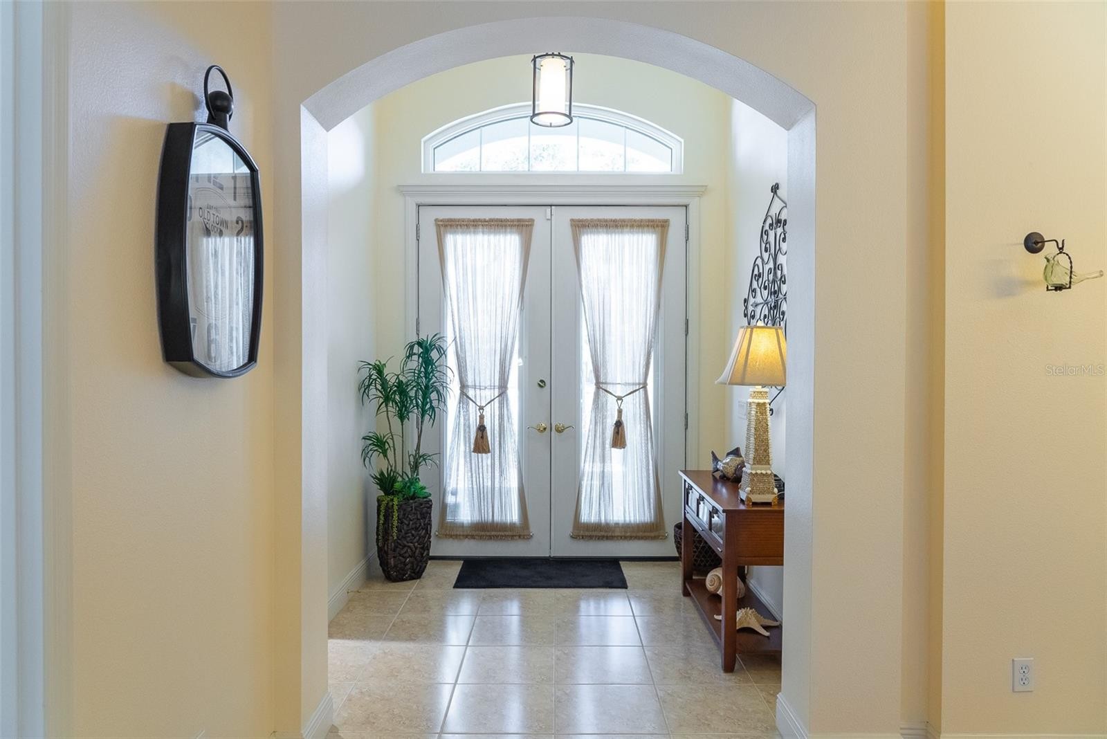 570 CRANE PRAIRIE WAY