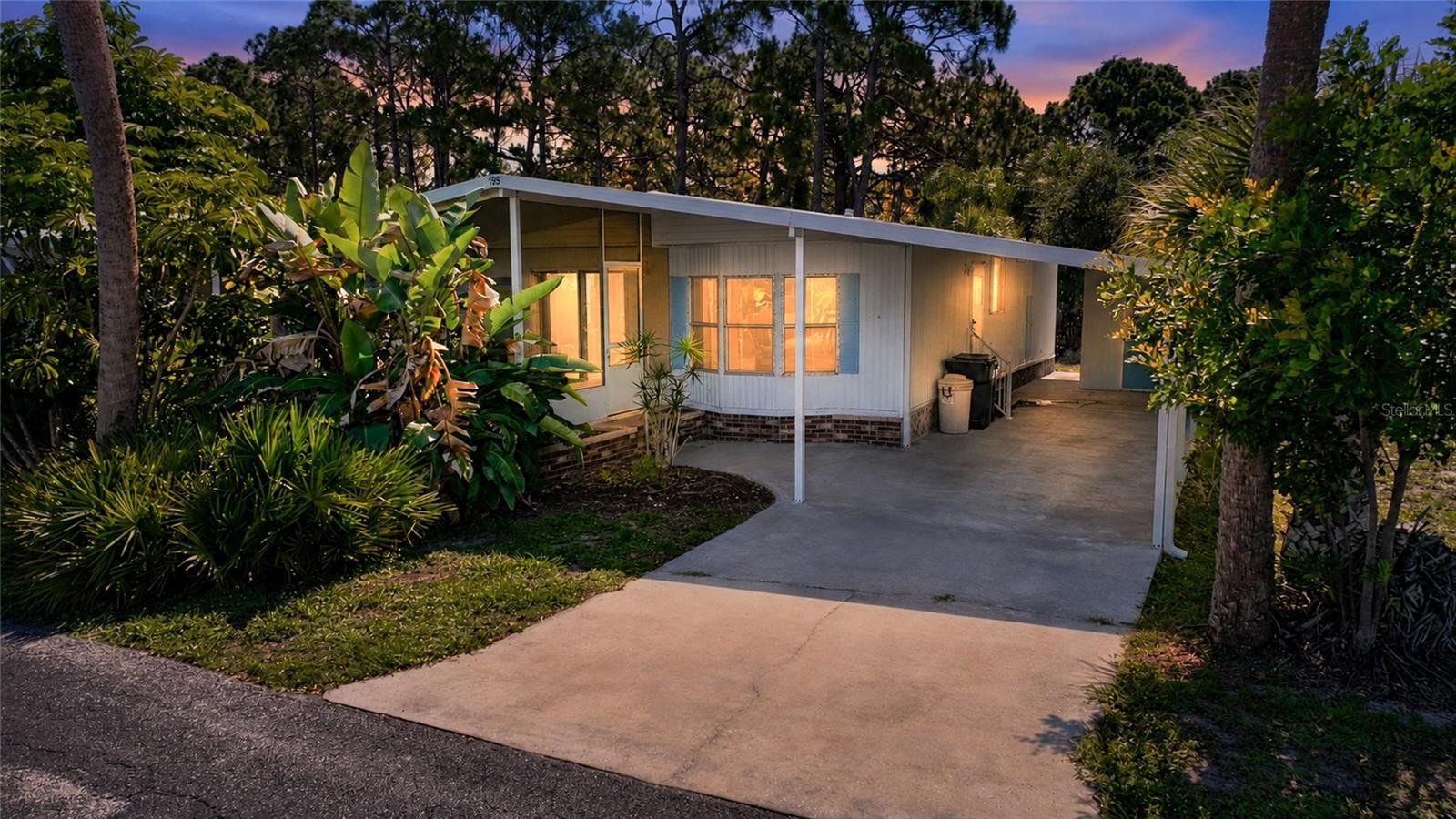 195 S FIJI CIR
