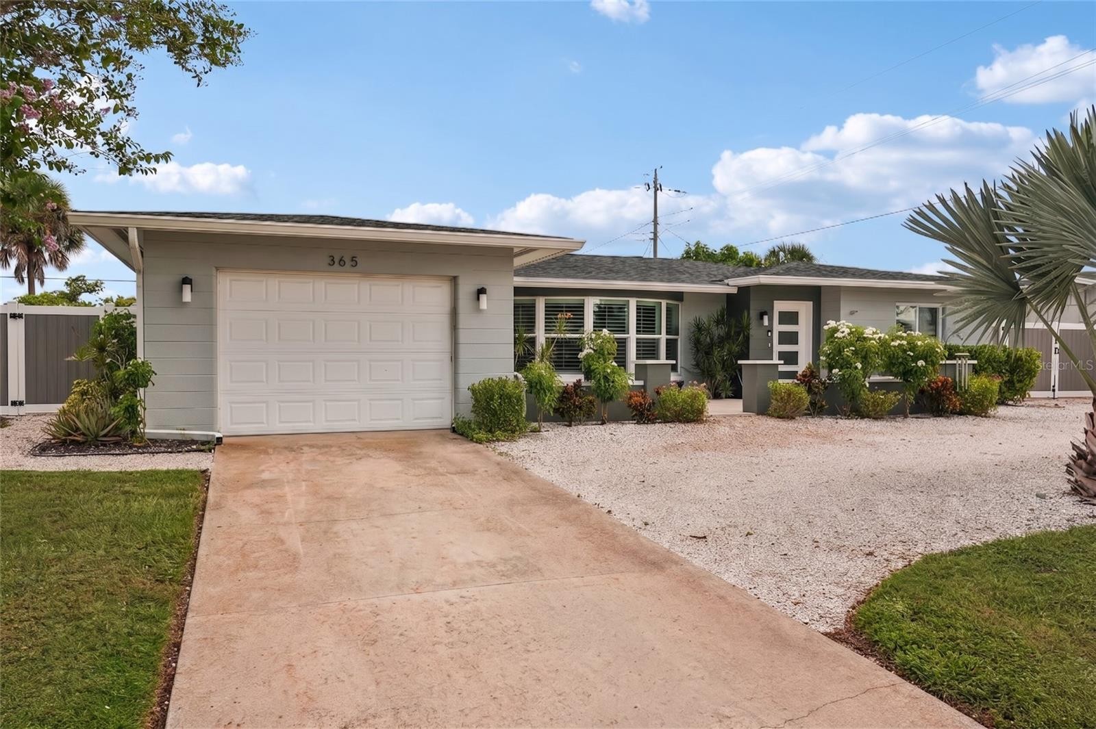365 SHAMROCK BLVD