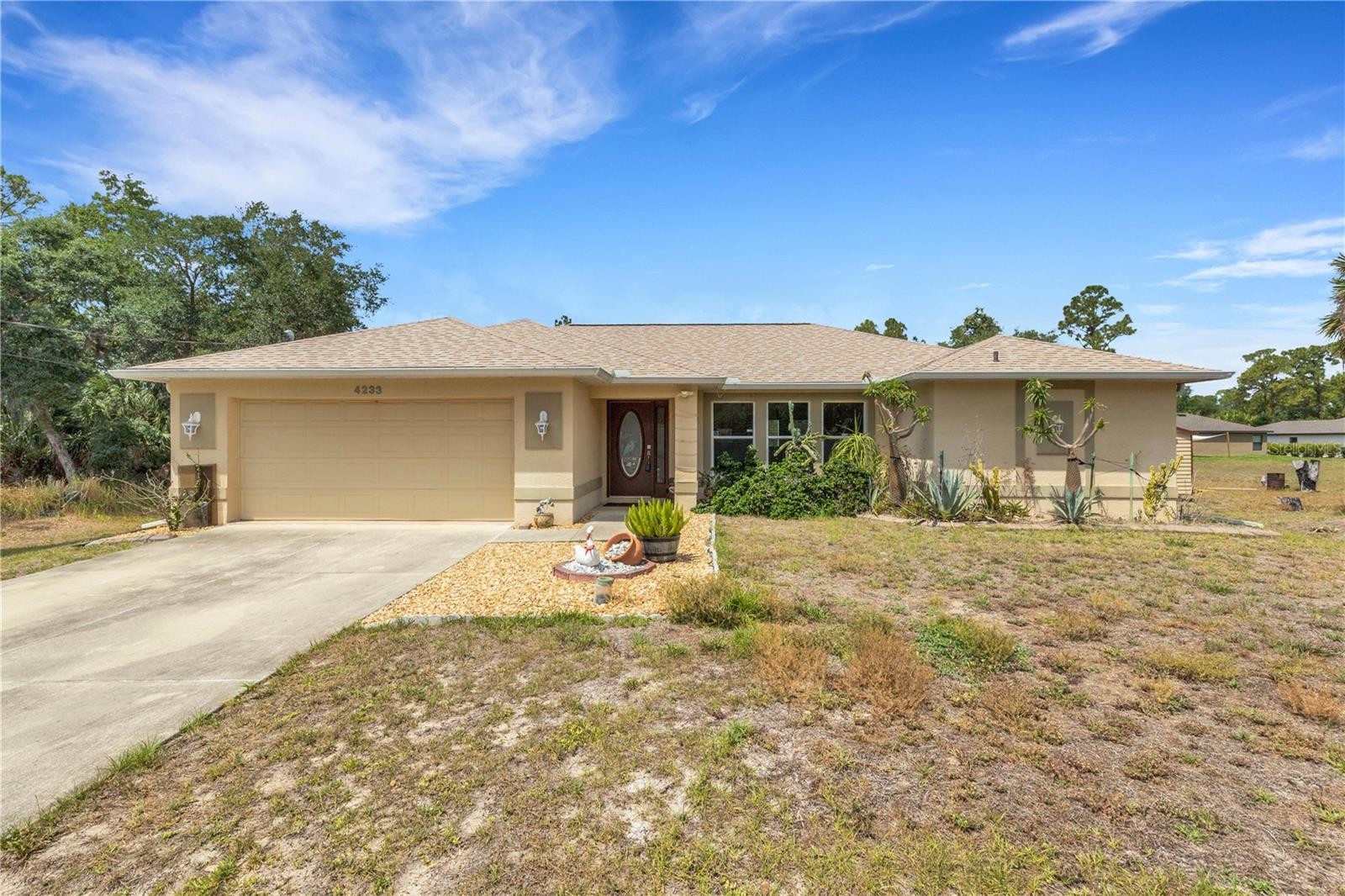 4233 MERRIAM LN