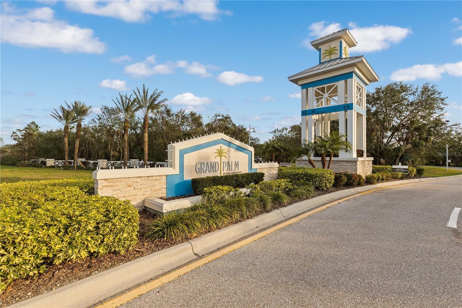 13241 STEINHATCHEE LOOP