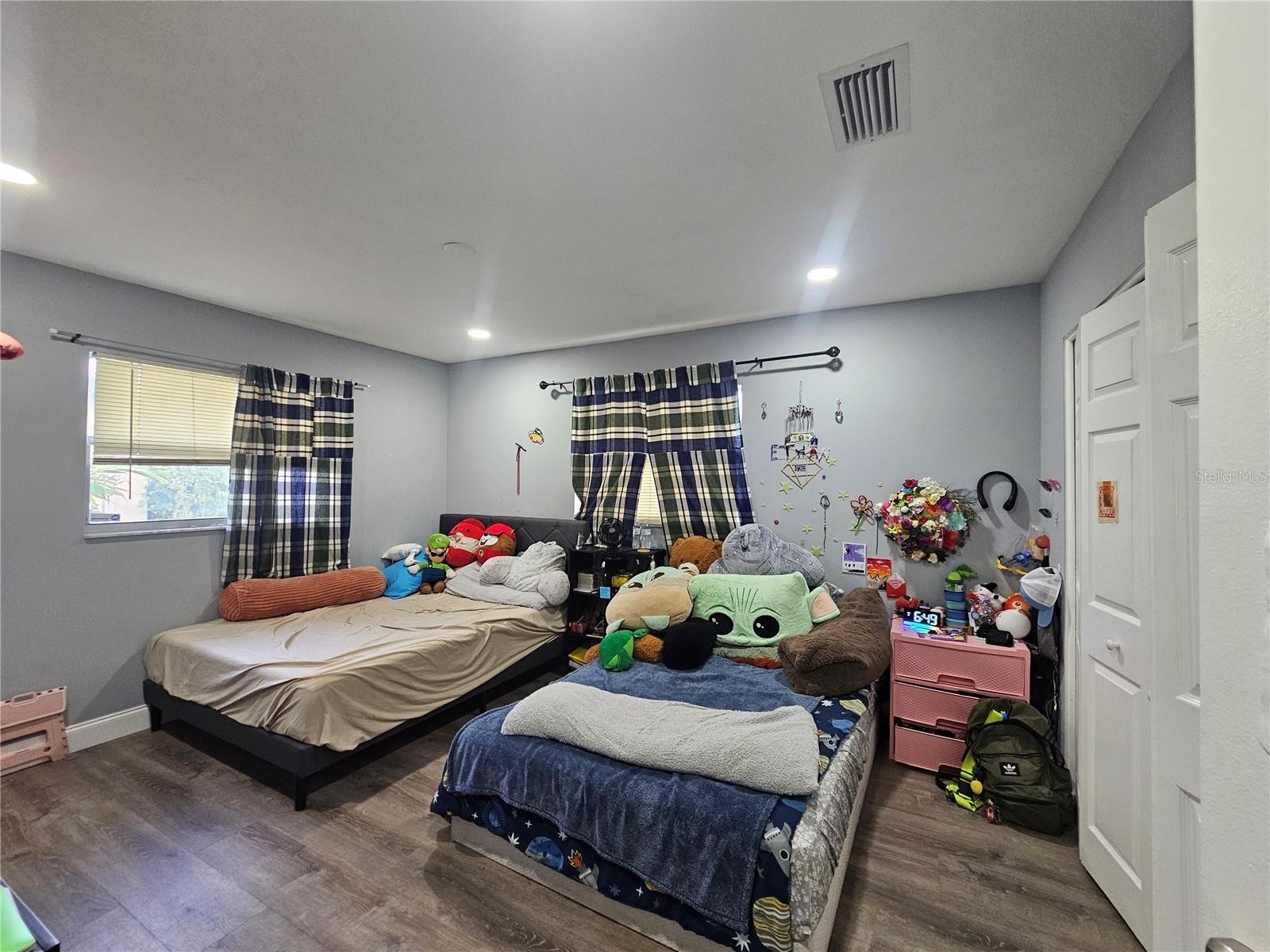 3110 22ND AVE W