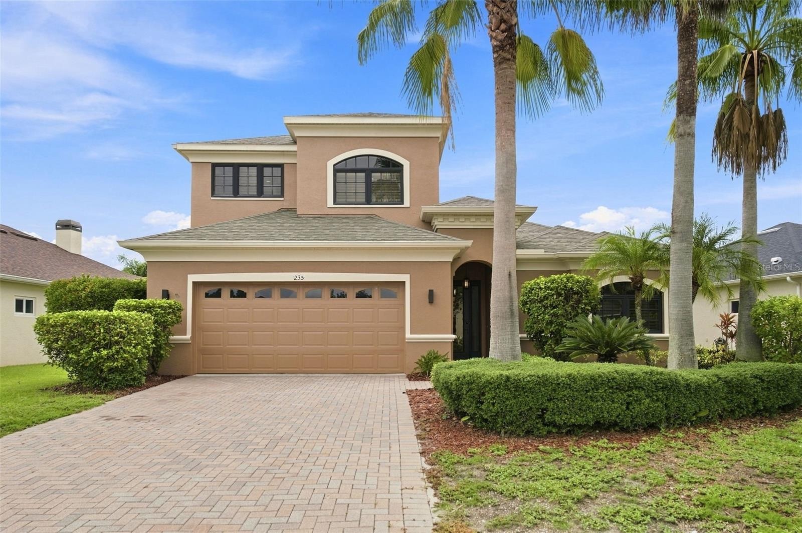 235 DAHLIA CT