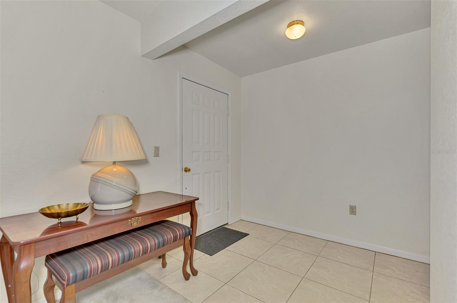 5814 JACKSON LN