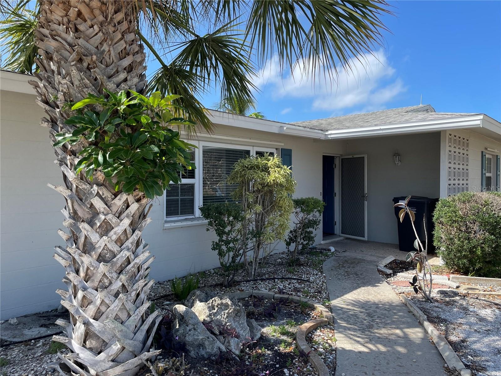 10307 SANDPIPER RD W