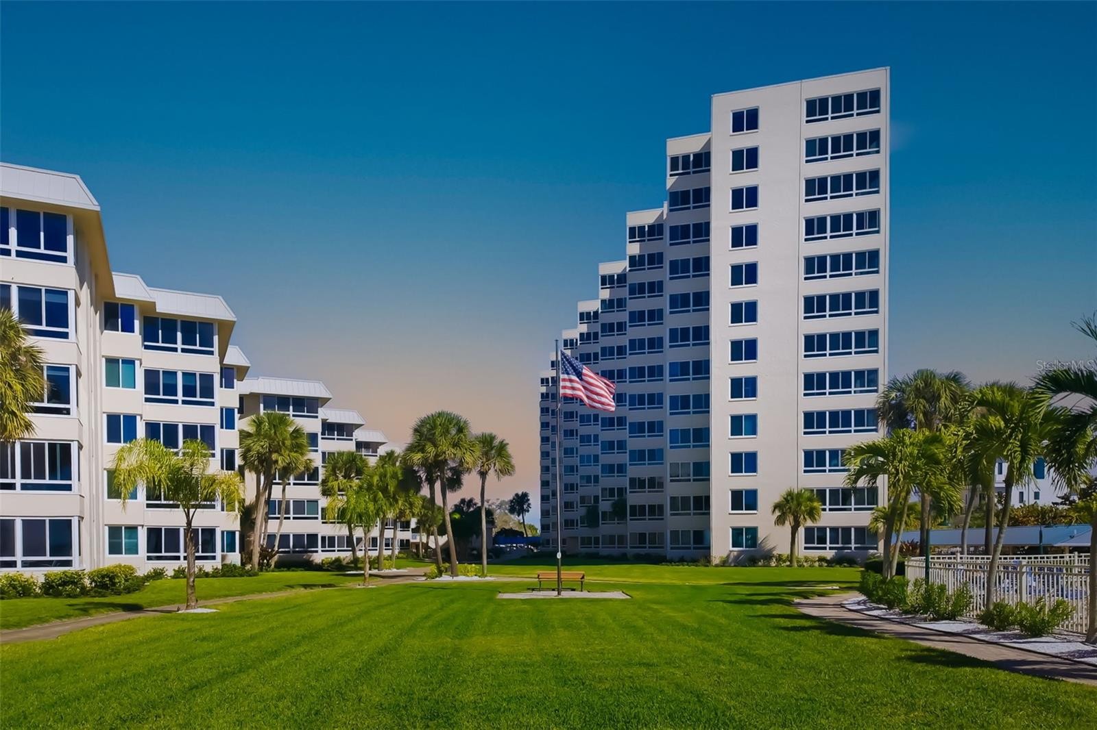 5920 MIDNIGHT PASS RD #704