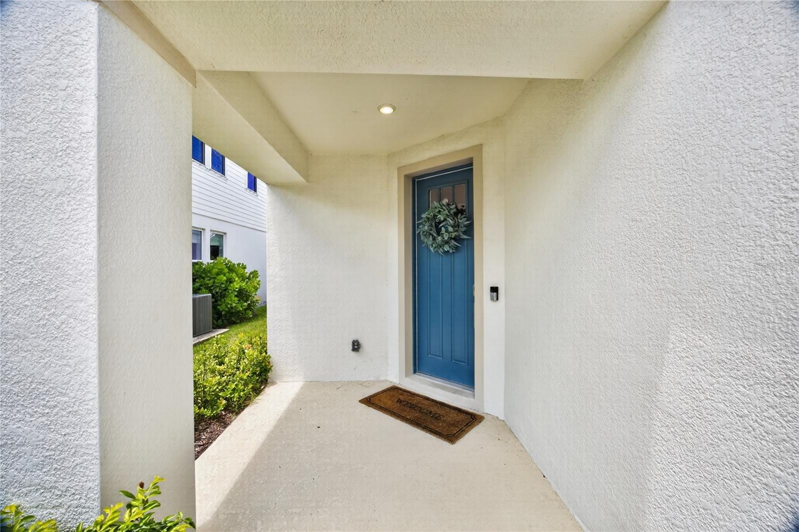 15069 SHADY PALMS LN