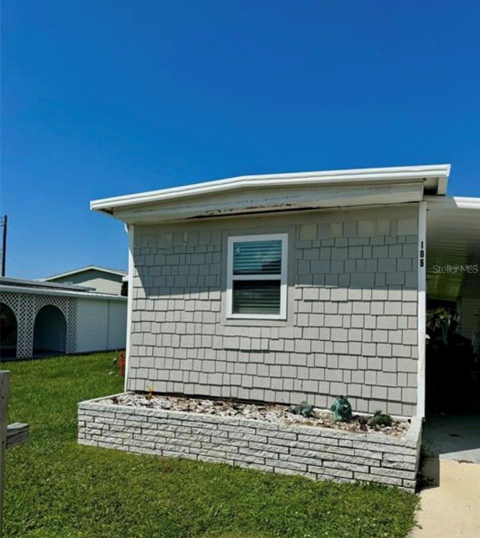 105 DEL RIO DR