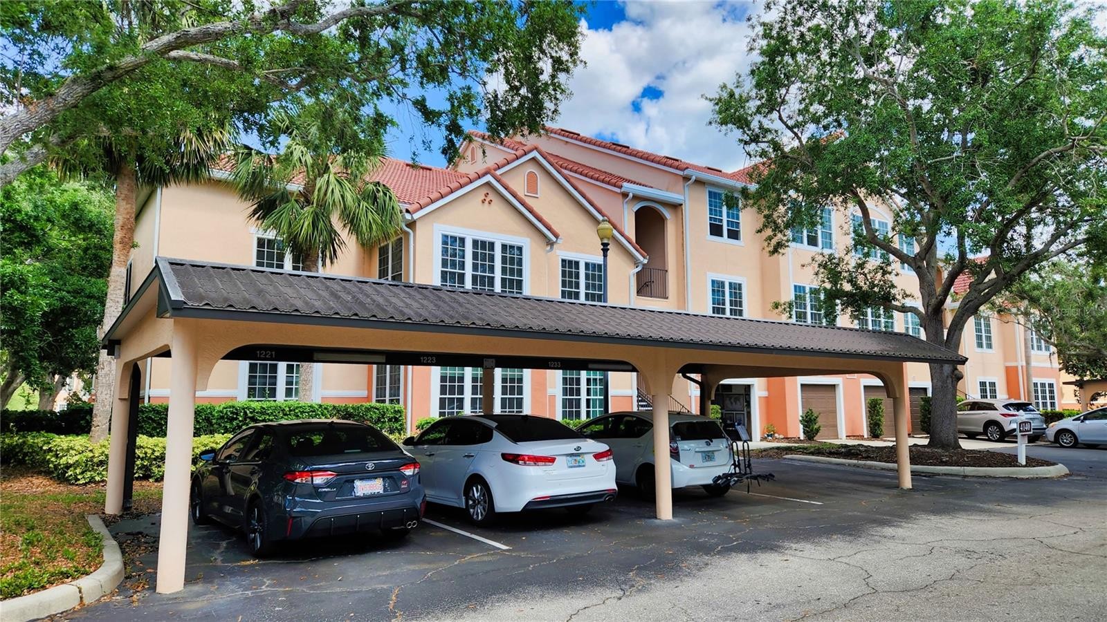 4140 CENTRAL SARASOTA PKWY #1221