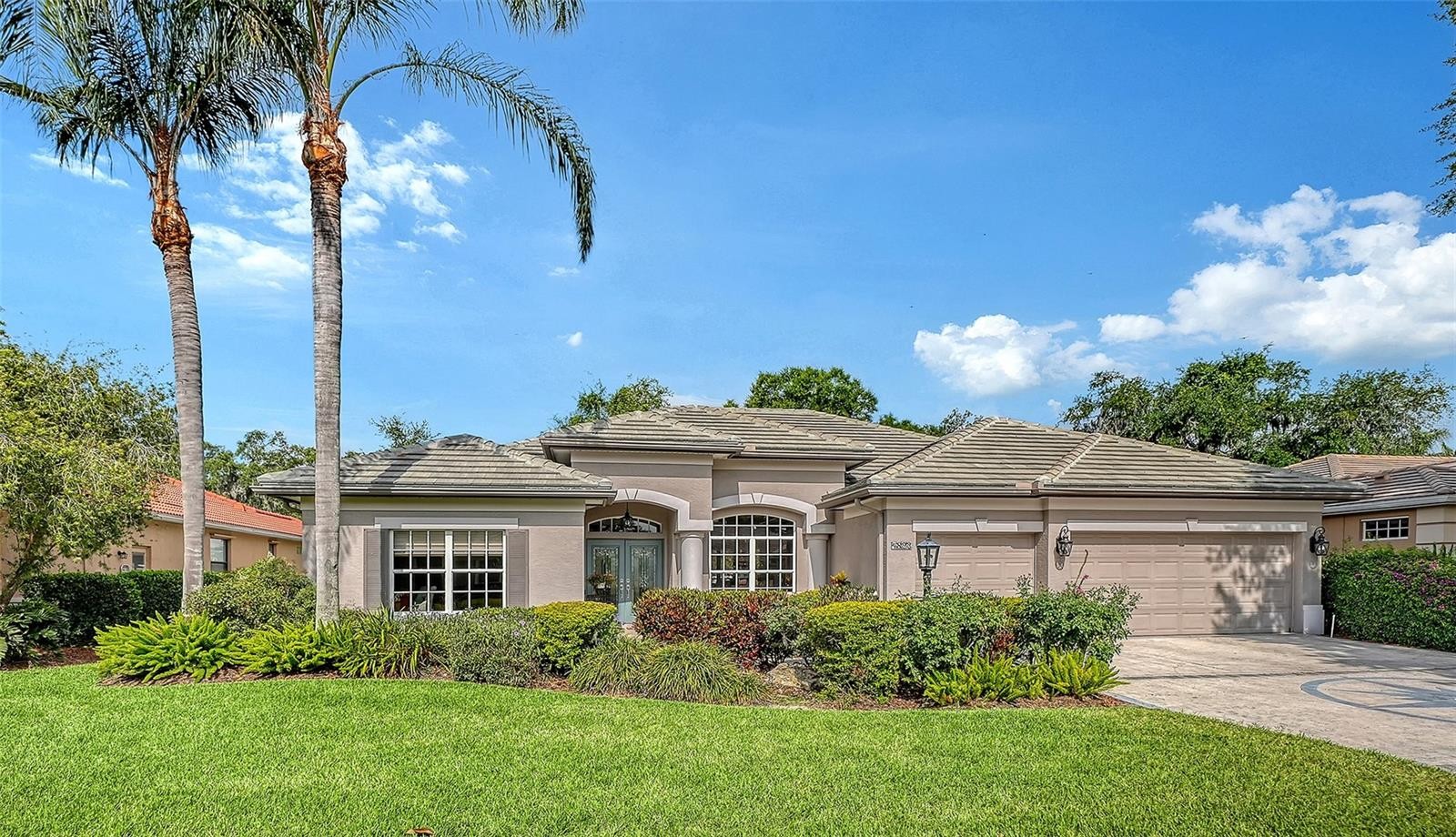 4823 CARRINGTON CIR