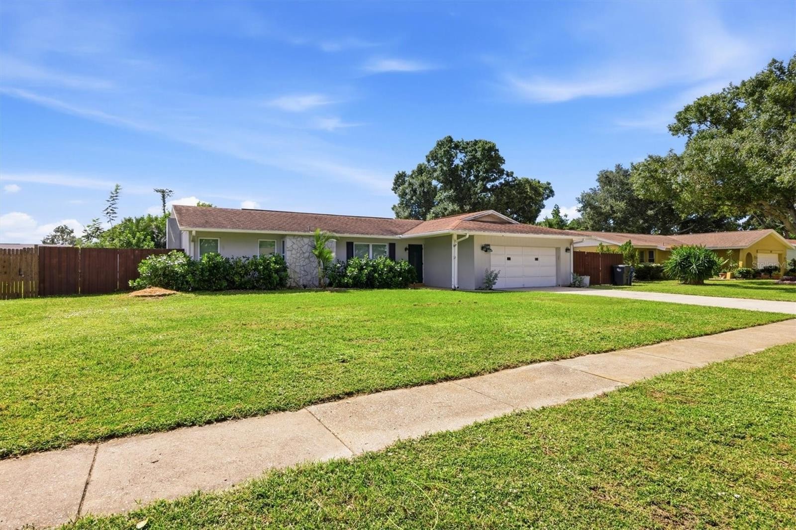 828 PONDEROSA PINE LN