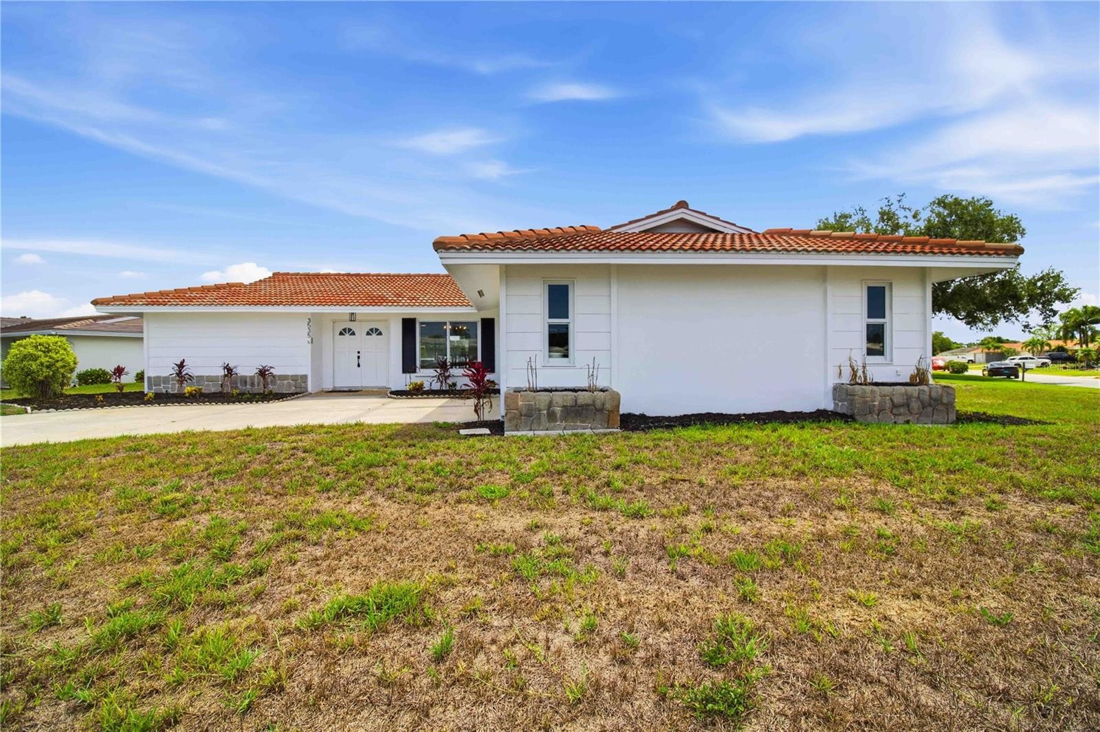 3535 VILLAGE GREEN DR