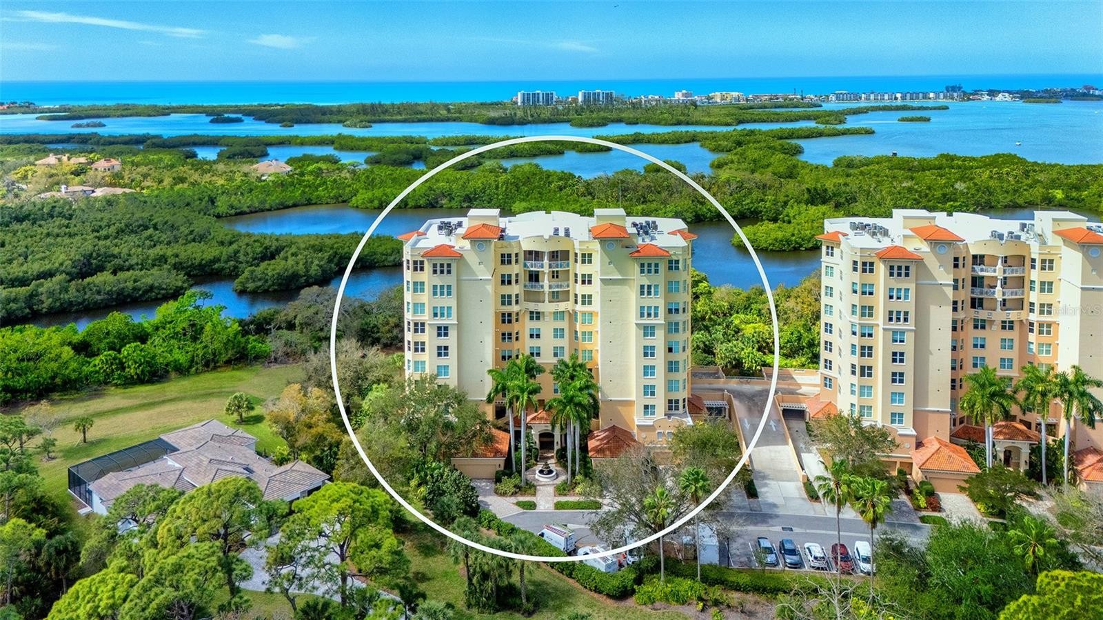 385 N POINT RD #401