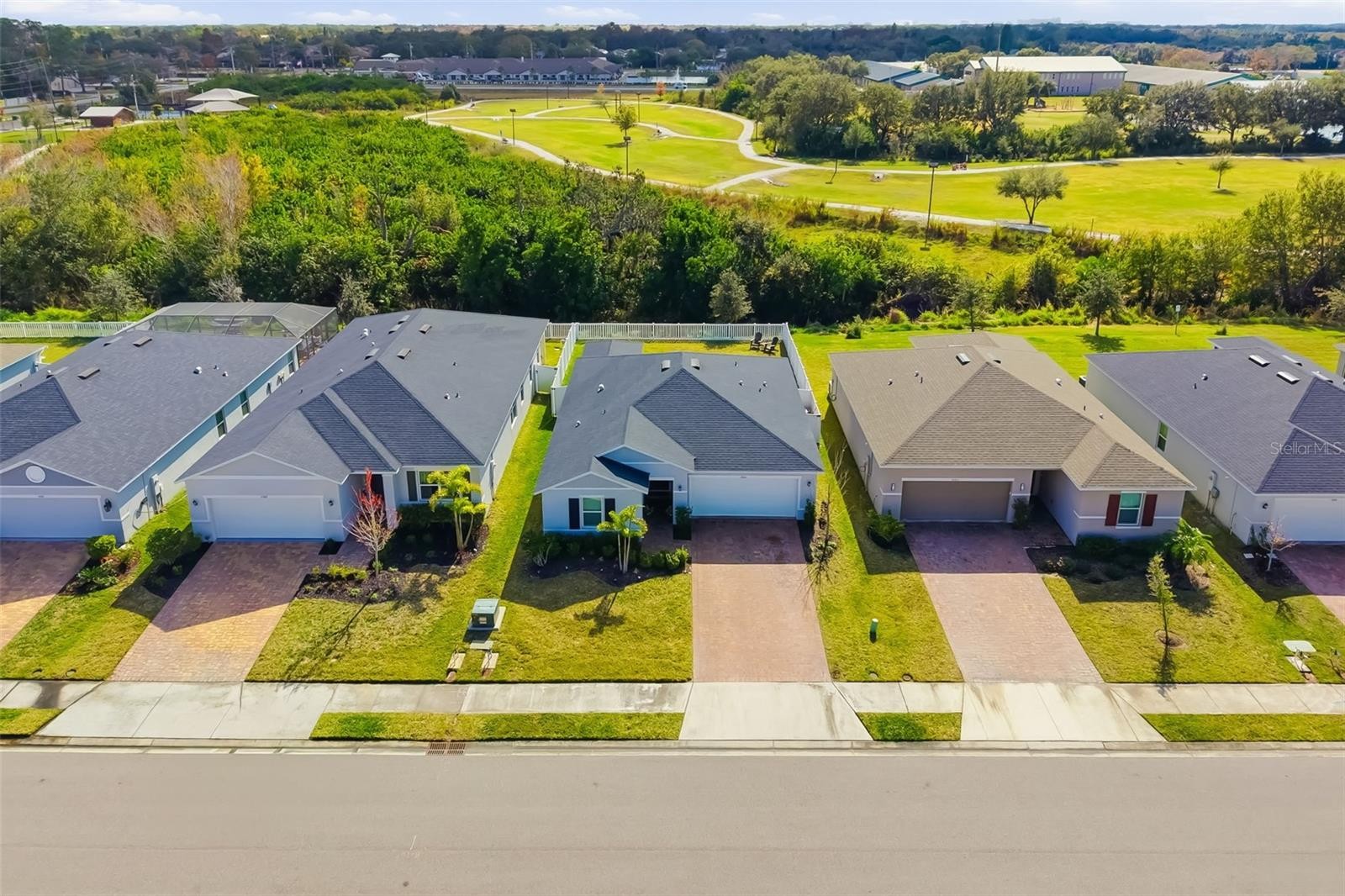 3565 74TH AVENUE CIR E