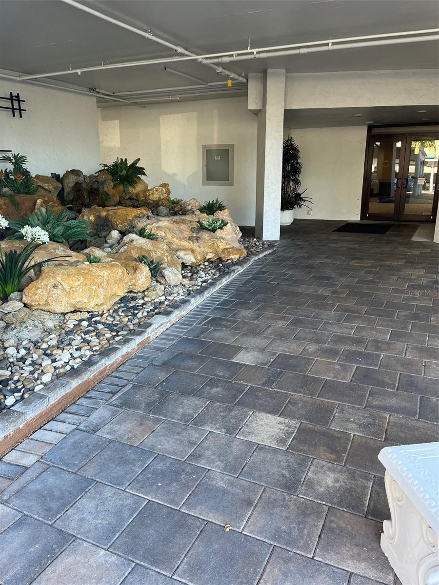 435 S GULFSTREAM AVE #206