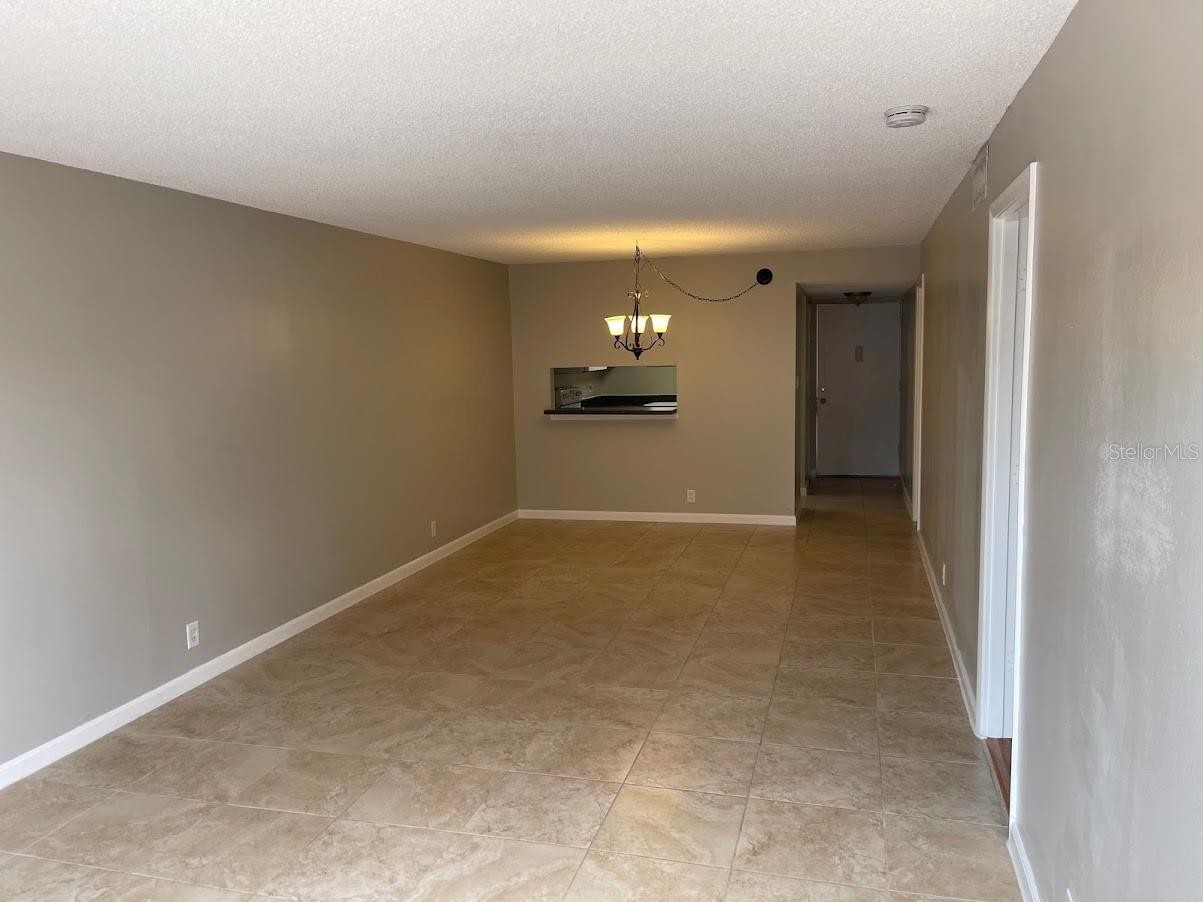 2763 WOODGATE LN #111