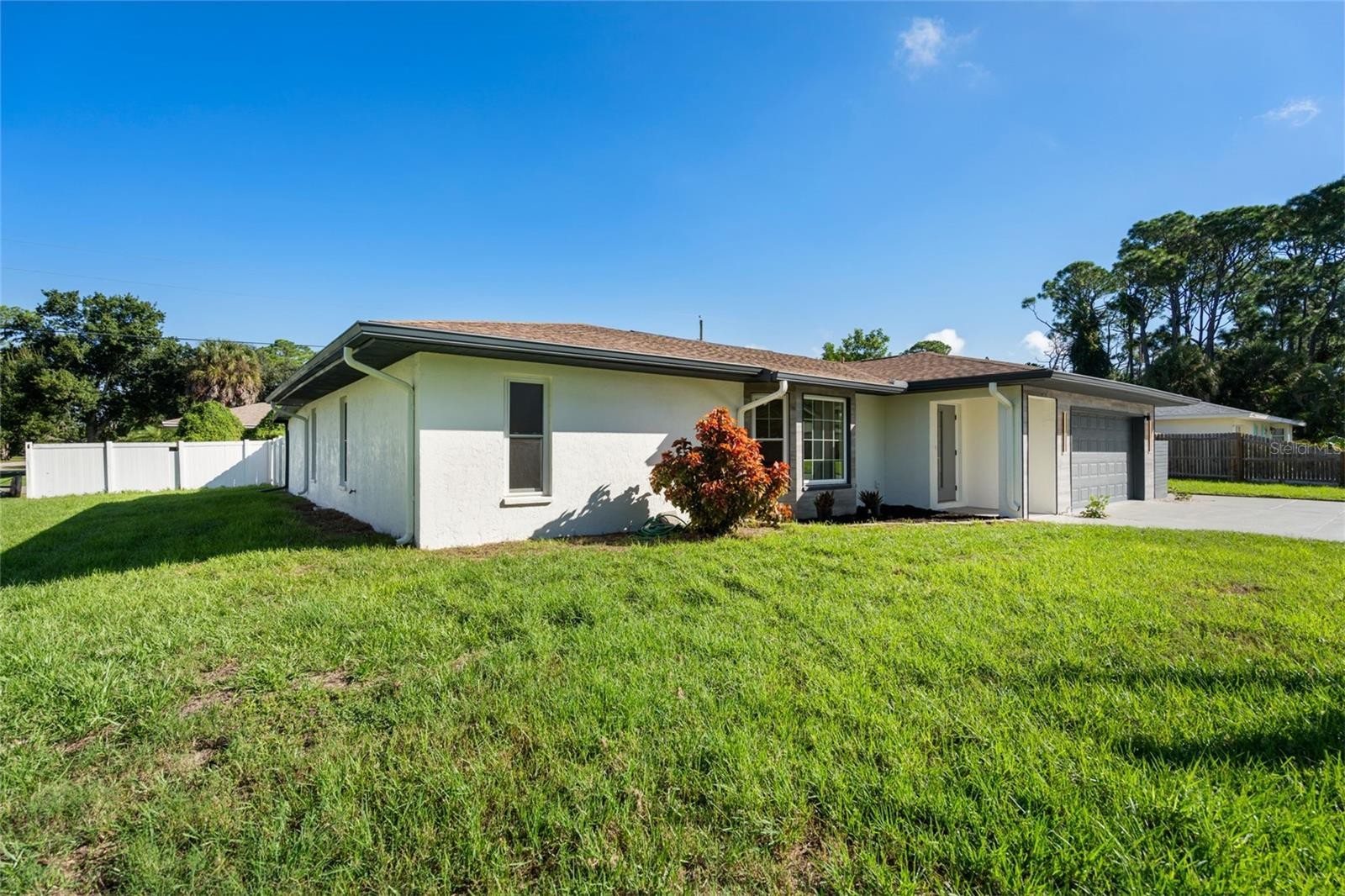 616 BROWN RD
