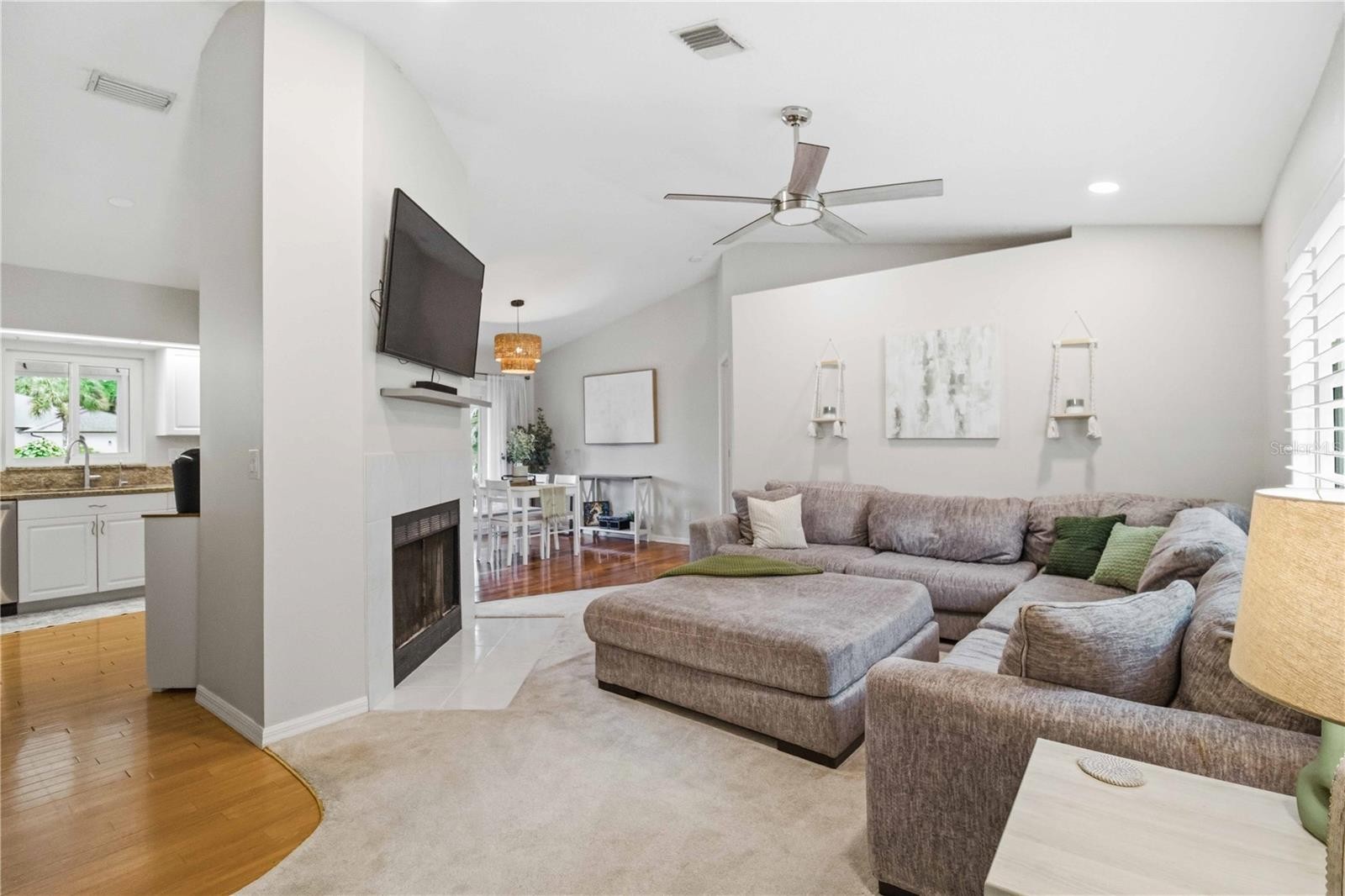 3131 ARROWHEAD RD
