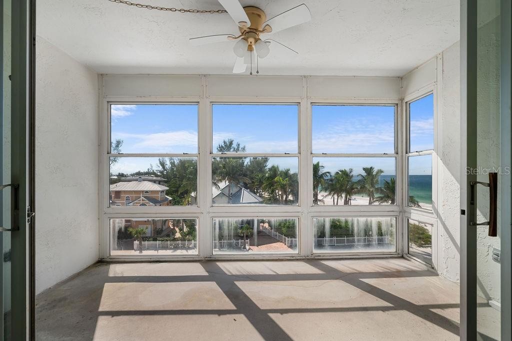 5200 GULF DR #406