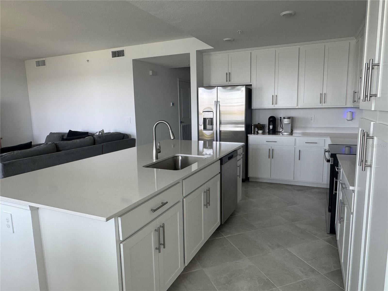 19140 SCALLOP LOOP #107