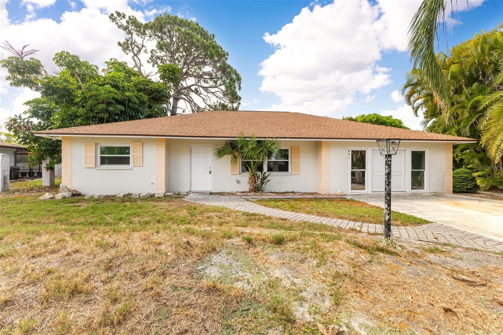 887 LEEWARD RD
