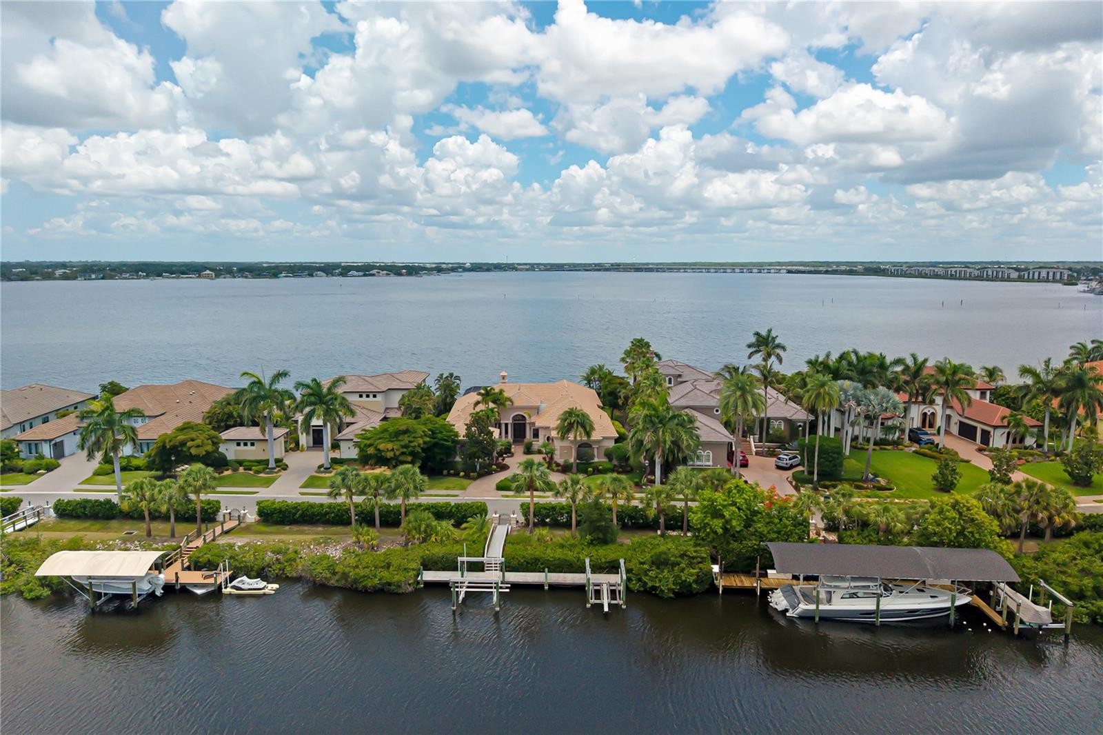 3803 HAWK ISLAND DR