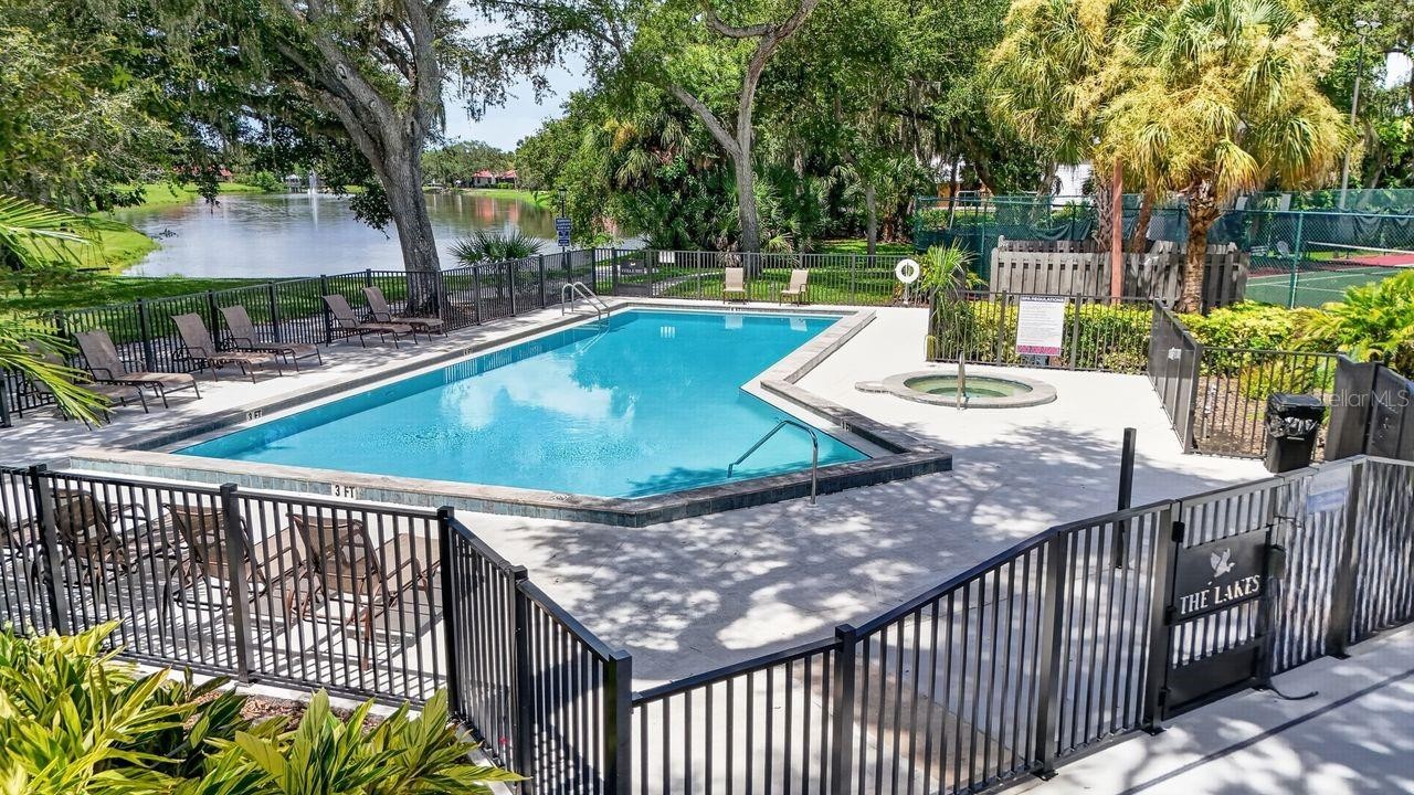 4395 OAK VIEW DR