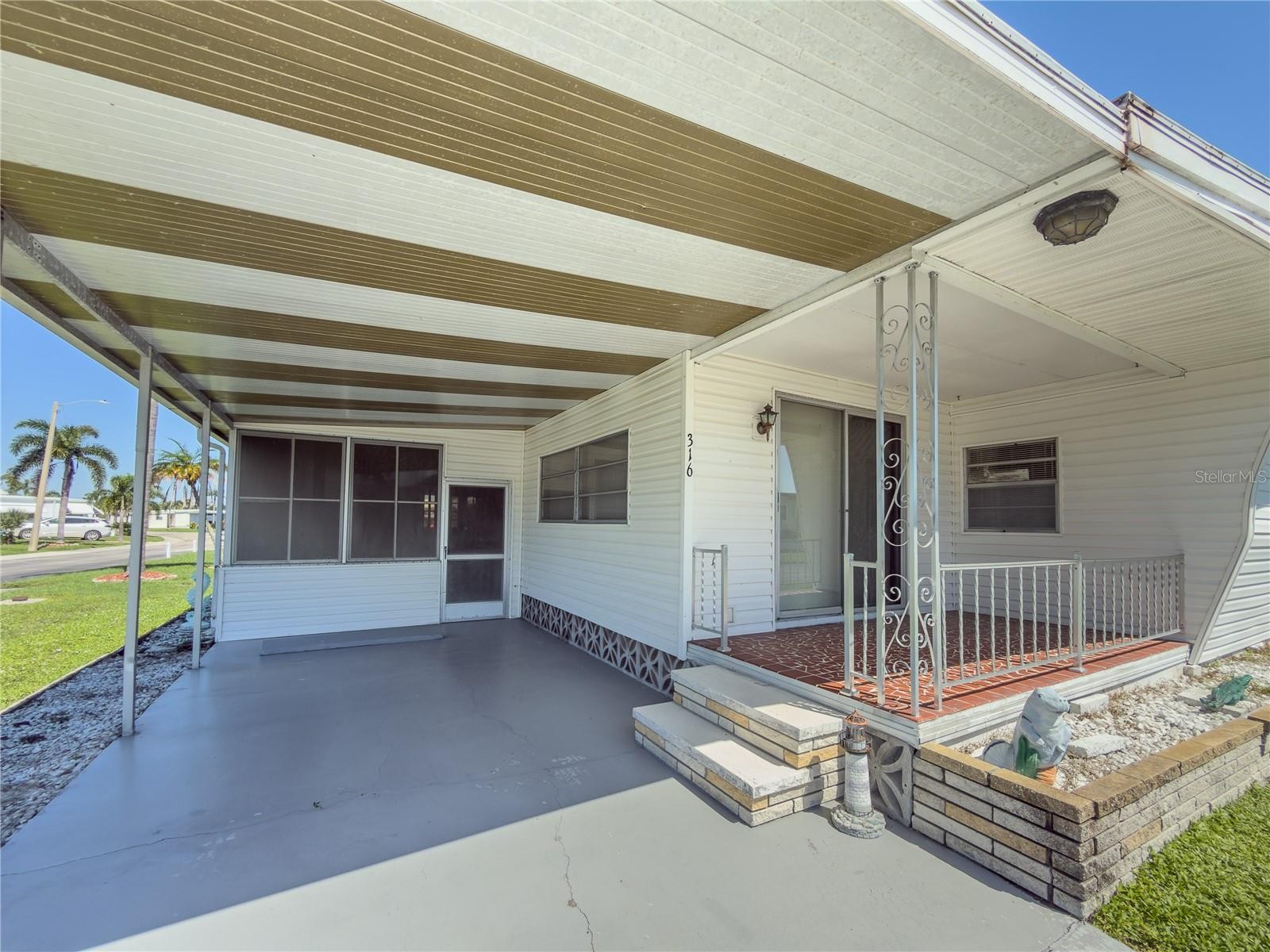 316 DANUBE CIR