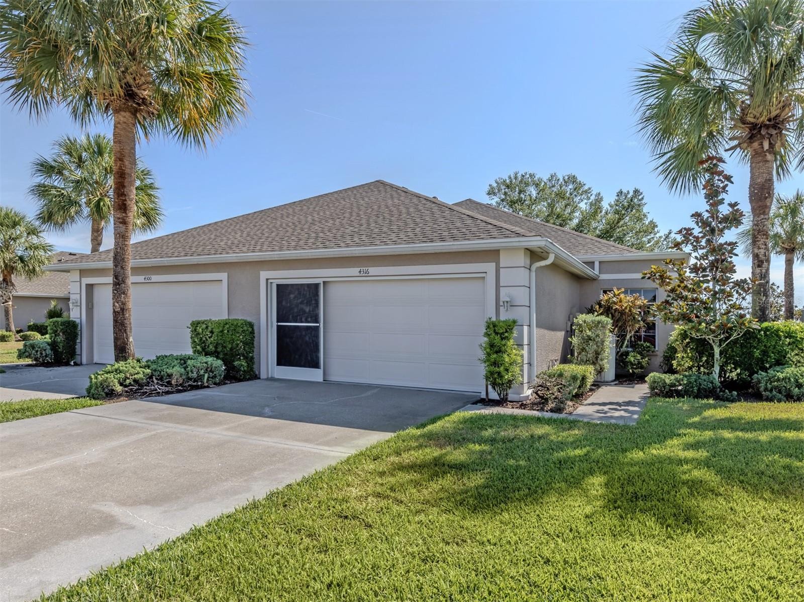 4316 FAIRWAY DR