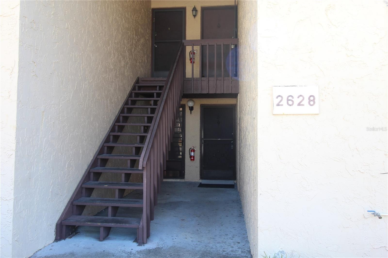 2628 HIDDEN LAKE DR N #B