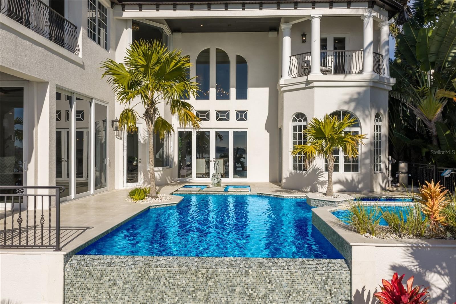 1418 JOHN RINGLING PKWY