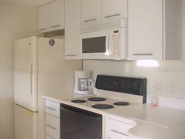 519 CIRCLEWOOD DR #519