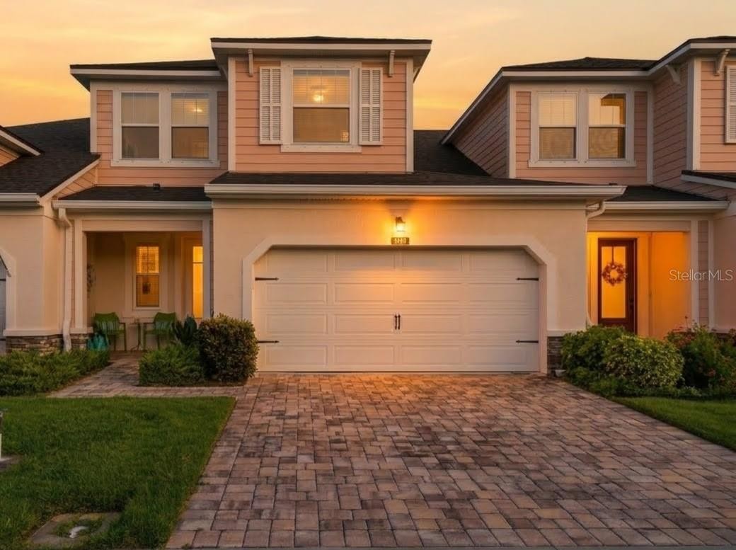 3684 FESCUE LN