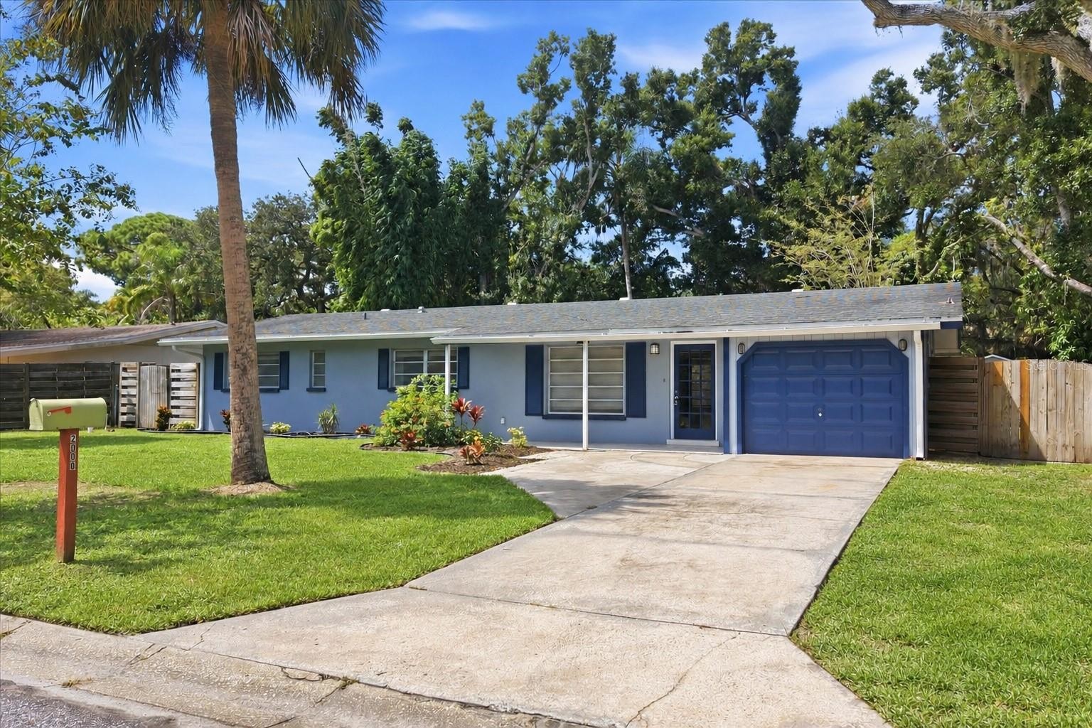 2000 CRAFT LN