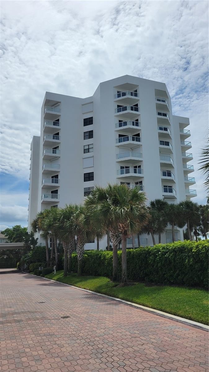 1000 LONGBOAT CLUB RD #406
