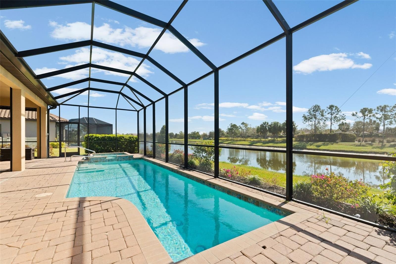 10604 WICKER PARK PL