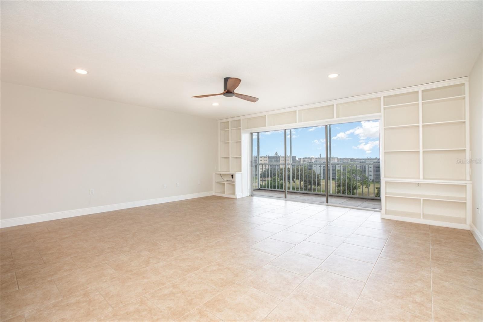 4240 IRONWOOD CIR #601A-A