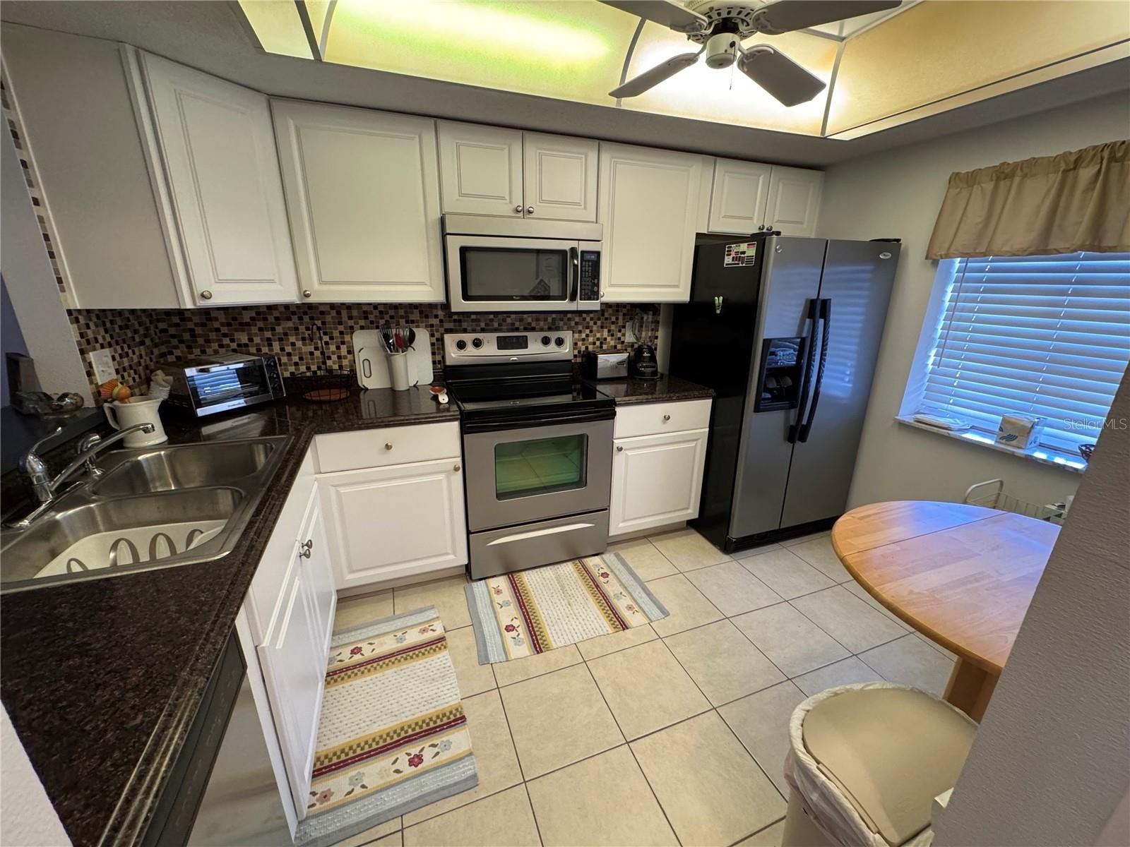 365 THREE LAKES LN #L