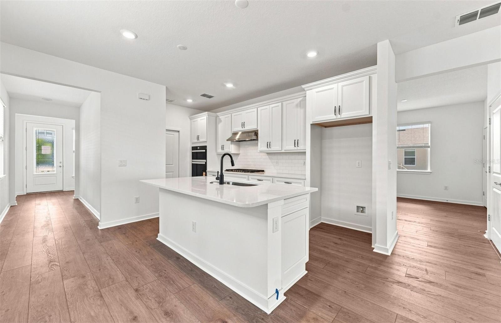14752 SUNLIT CIR