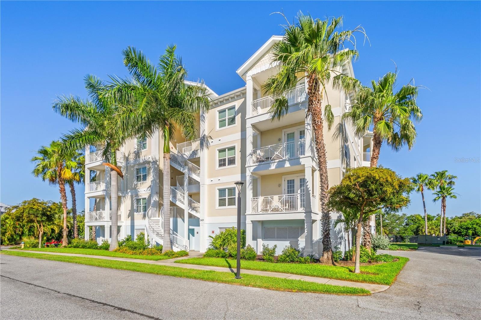3431 79TH STREET CIR W #101