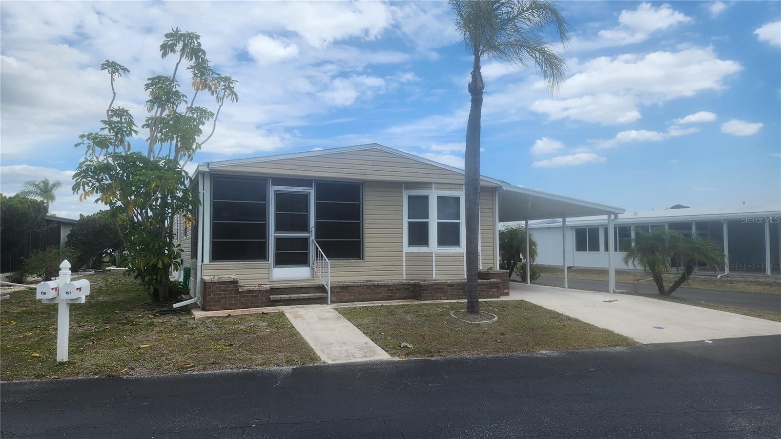 157 N FIJI CIR