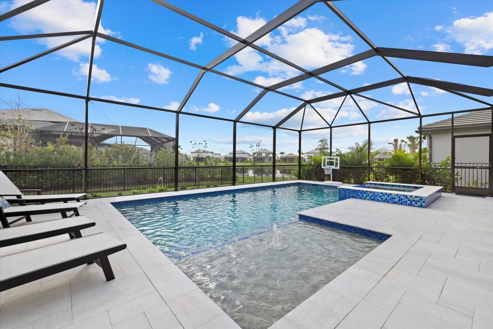 5576 SILVERSIDE PINE CT