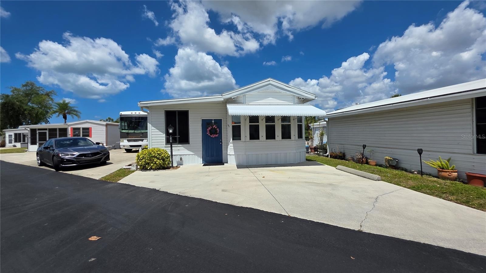 1674 UNIVERSITY PKWY LOT 129